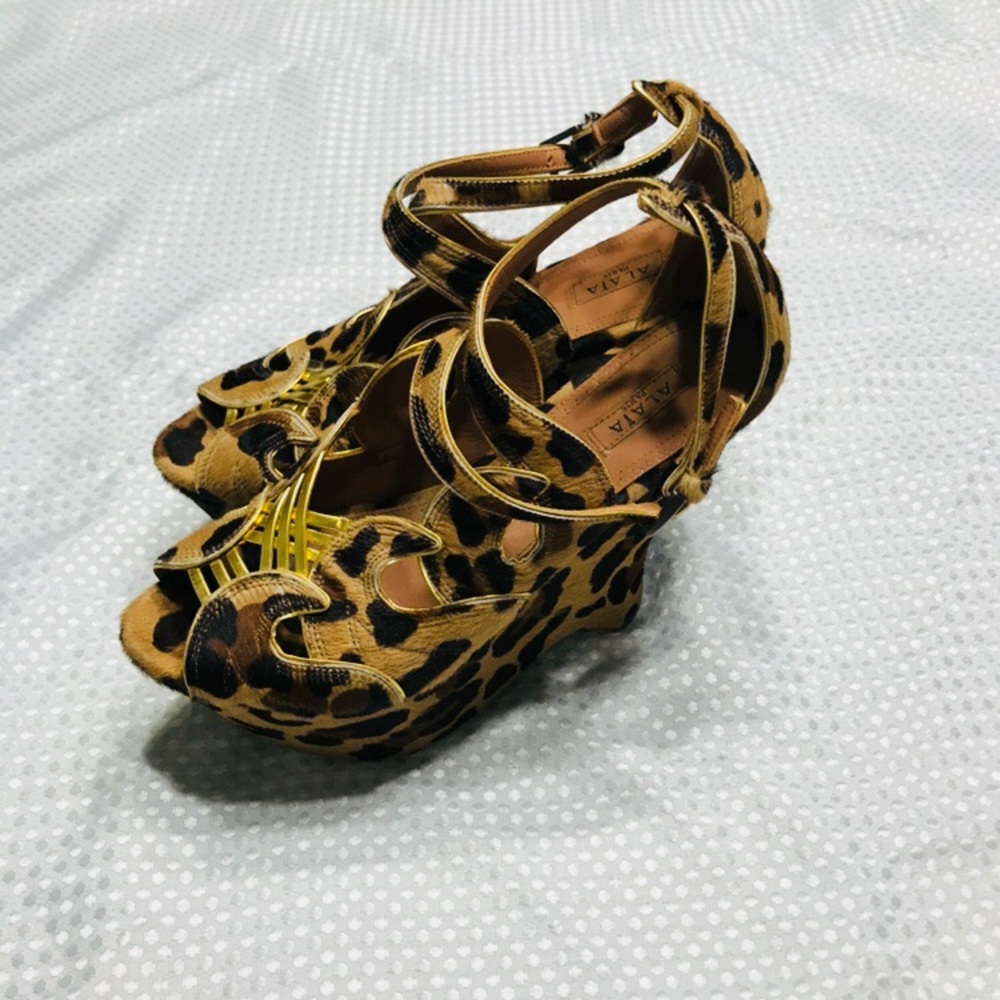 Alaia Open Toe Leopard Print Wedges - image 8